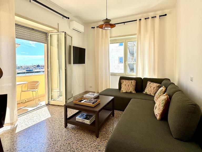 Aurum House - Sea & Sunset view - B&B Fiumicino