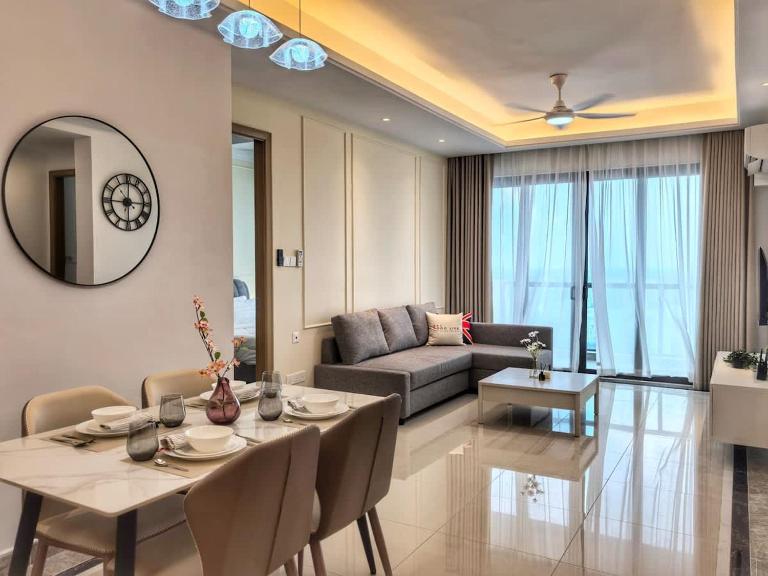 R&F Princess Cove 2BR Sea View JB-SG CIQ Malls - B&B Johor Bahru
