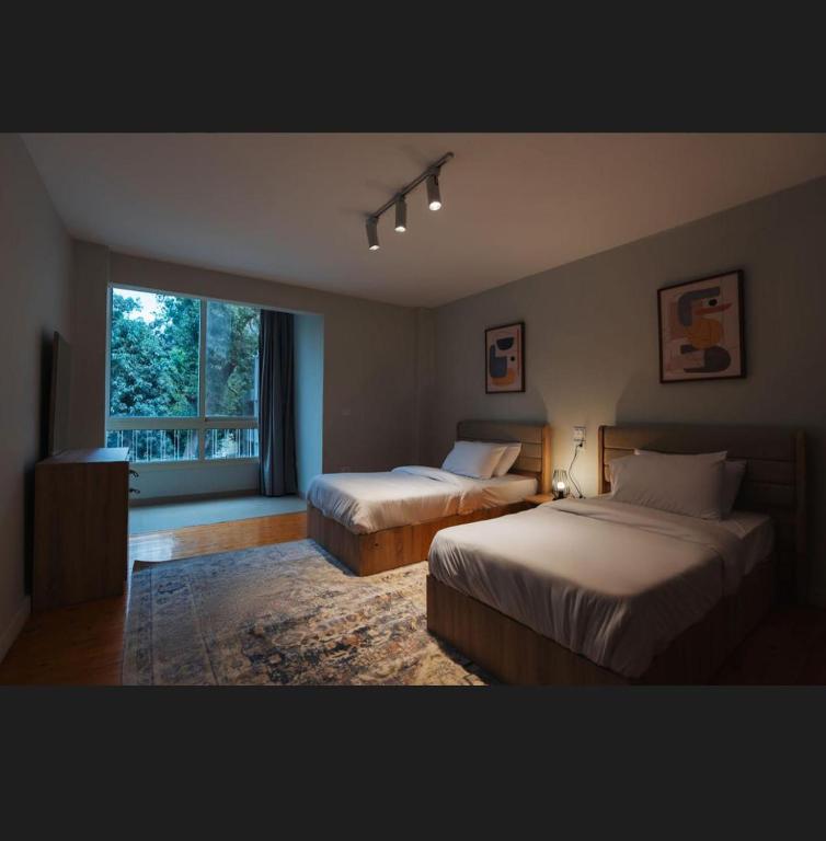Cozy 2BR in the heart of Zamalek - B&B Cairo