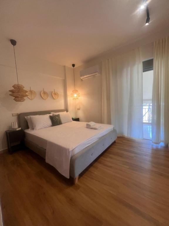 Seaside 2-Bedroom Apartment in Xylokastro - Chambres d'hôtes Xylókastro