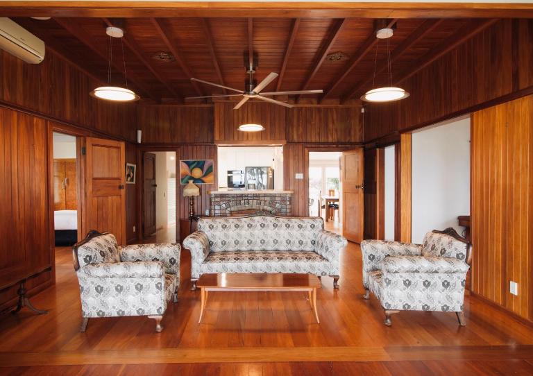 Million Dollar Views by the Ocean - B&B Auckland