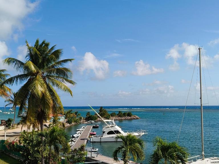 Duplex avec piscine et vue mer sur le Lagon - Ferienwohnung Saint-François
