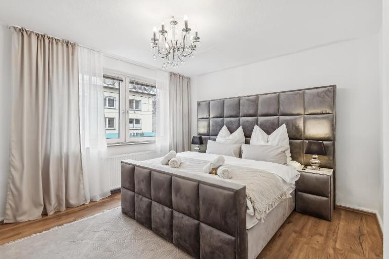 Design-Apartment in Rüttenscheid, Kulturlage & Top-Anbindung - B&B Essen