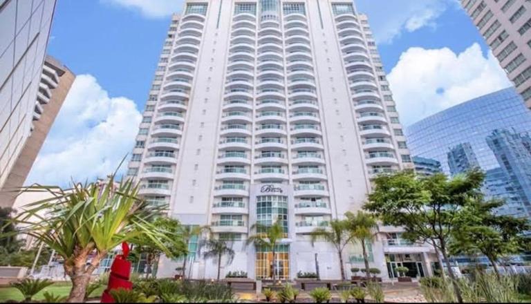 Biarritz SHN Brasília - Flat particular com excelente localização, próximo à Esplanada dos Ministérios, Estádio Mané Garrincha e aos principais shoppings centers da cidade - B&B Brasília