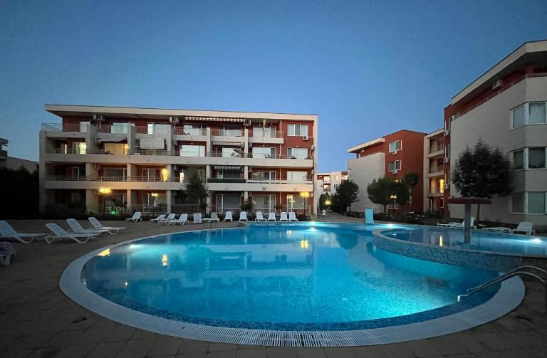 Nessebar Fort Club in Sunny Beach - B&B Sunny Beach