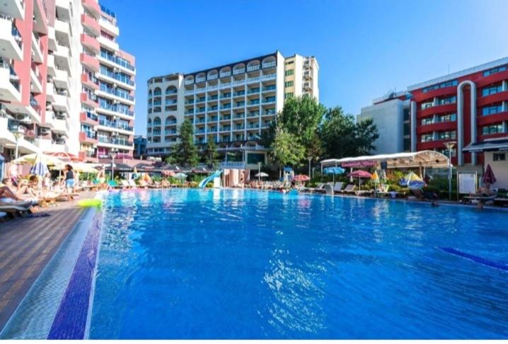Privite apartment hotel Admiral plaza - Ferienwohnung Sonnenstrand