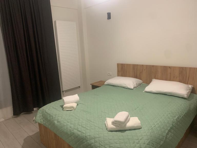 LA MĂRIUCA camere de inchiriat - B&B Moineşti