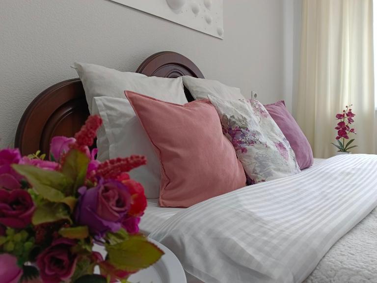Nectar Apartments - Chambres d'hôtes Aktioubé