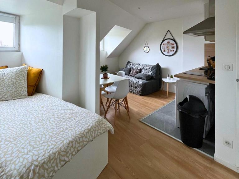ꨄ SQ Appart City - 1 Chambre - 3 Pers - B&B Saint-Quentin