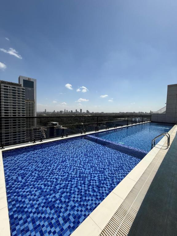 Urban Nest Westlands - Infinity Pool & Scenic Views - B&B Nairobi