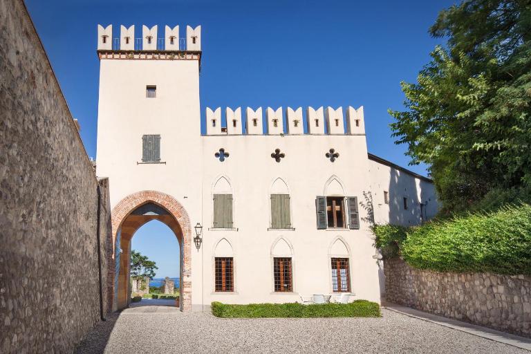 Il primo del castello - Bed and Breakfast Colà
