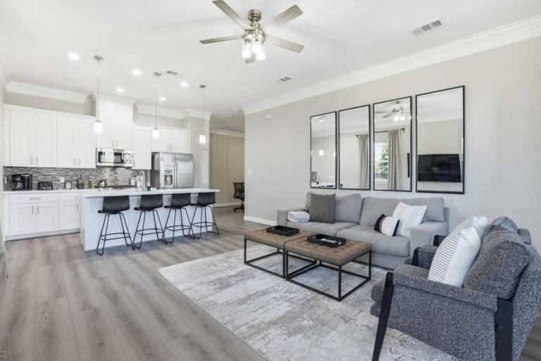 O30B Southwest Houston 2BR King Beds Pet Friendly Townhome - B&B Houston