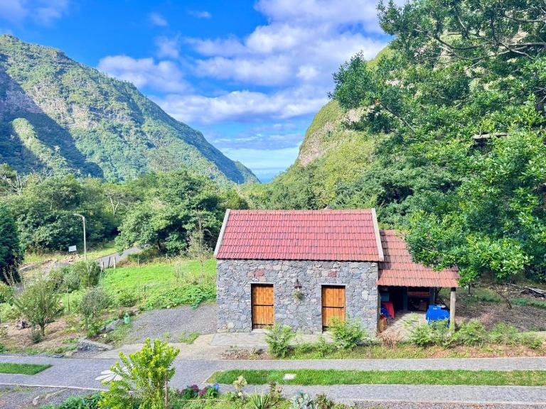 Casa do Til - Ferienwohnung Porto Moniz