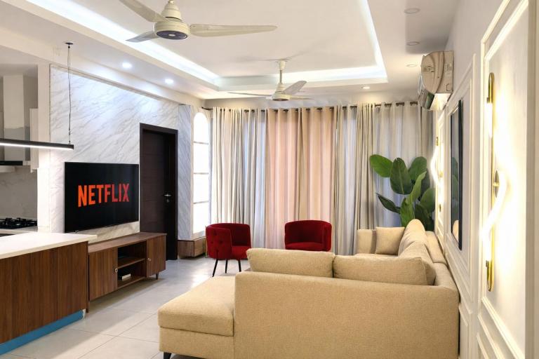 Elysium Tower Islamabad 2 Bedroom Apartment with Netflix & Parking - Ferienwohnung Islamabad