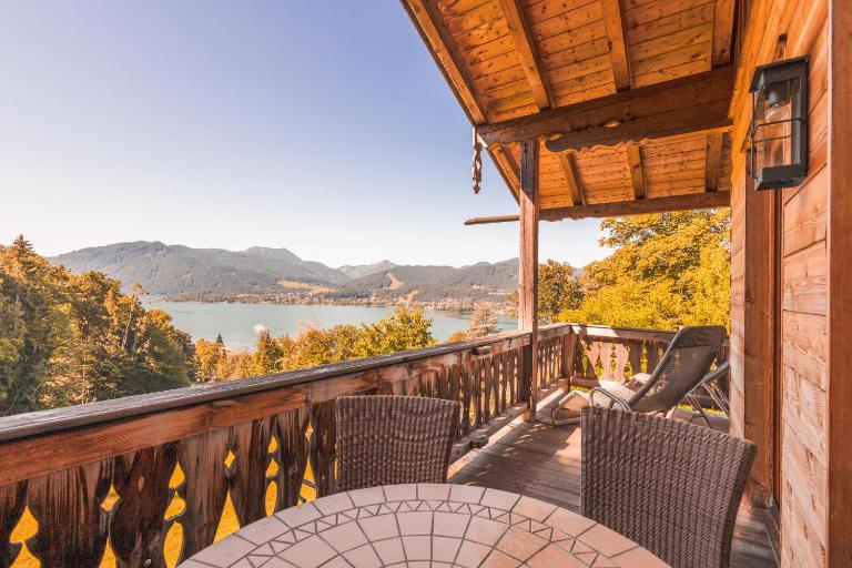 Ferienwohnungen Oberkollerhof - Bed and Breakfast Gmund am Tegernsee