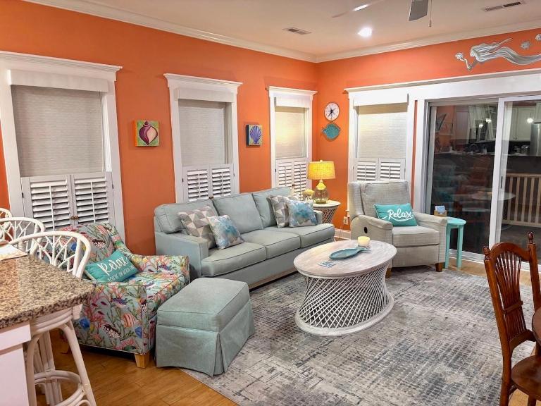 Happy Hours - B&B Carolina Beach