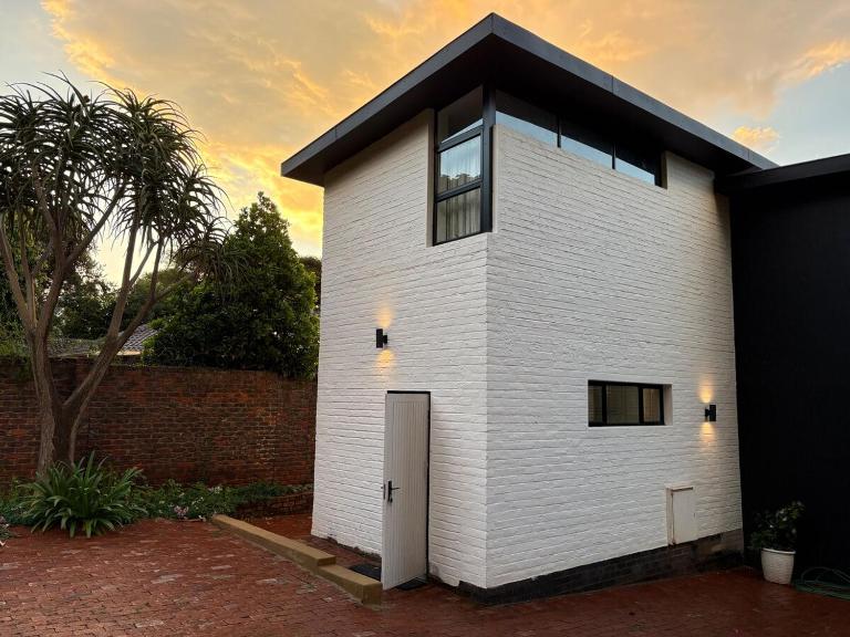 Private Northcliff Apartment - B&B Johannesburg