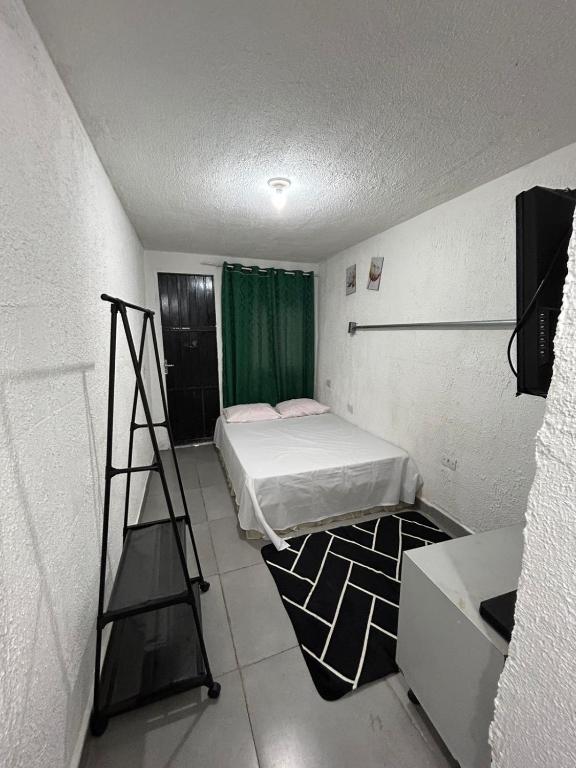 KitNet Mobiliada Zona Norte Sp - Ferienwohnung São Paulo