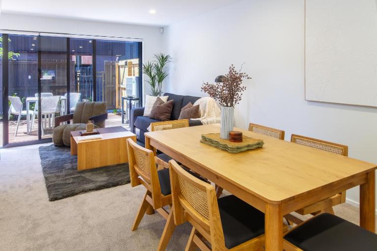 Stadium Walk Townhouse, Private Patio & Carpark - Ferienwohnung Christchurch