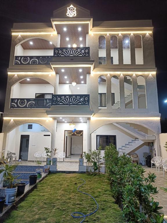 Shree Vinayak Villa - Ferienwohnung Ujjain