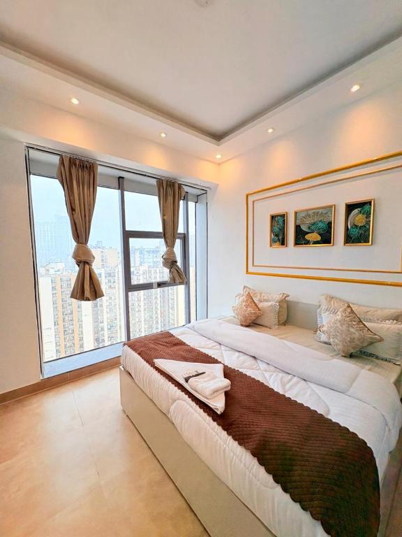 Luxurious house 1bhk with swimming pool - Chambres d'hôtes Noida