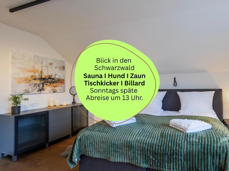Waldklang Panorama - eingezäunt - Außen-Sauna - T-Fußball - Billard - Hunde willkommen - B&B Alpirsbach