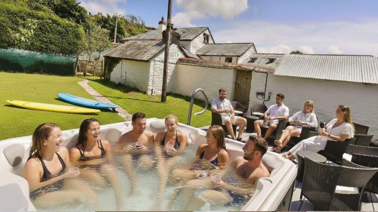 SAUNTON GRANGE 7 Bedrooms - B&B Braunton