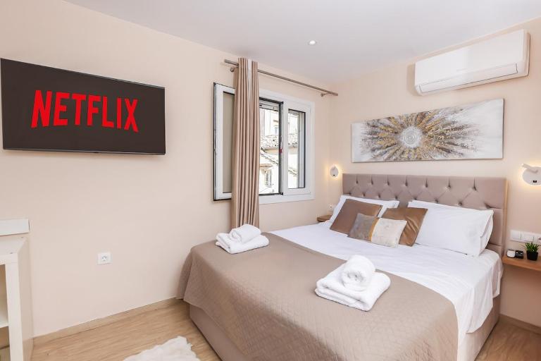Piccolo Mondo Loft, Corfu Old Town - B&B Karyófyto