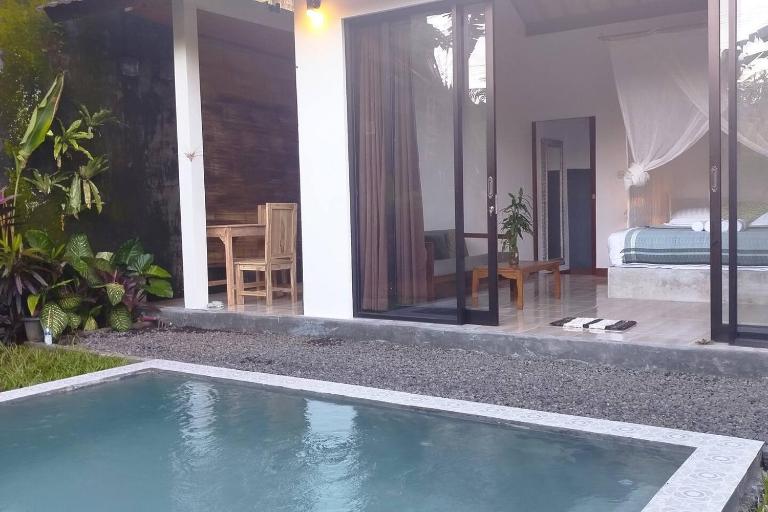 Arthava Villa Ubud - Bed and Breakfast Ubud