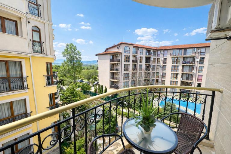 Harmony Suites 2-404 Private Apartment - B&B Slanchev Bryag