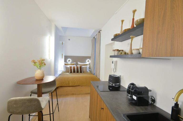 Bright and Central Studio - Paris - B&B Parigi