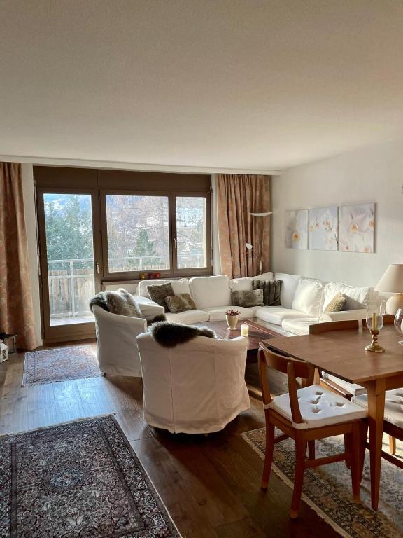 Small bijoux Disentiserhof - Ferienwohnung Disentis