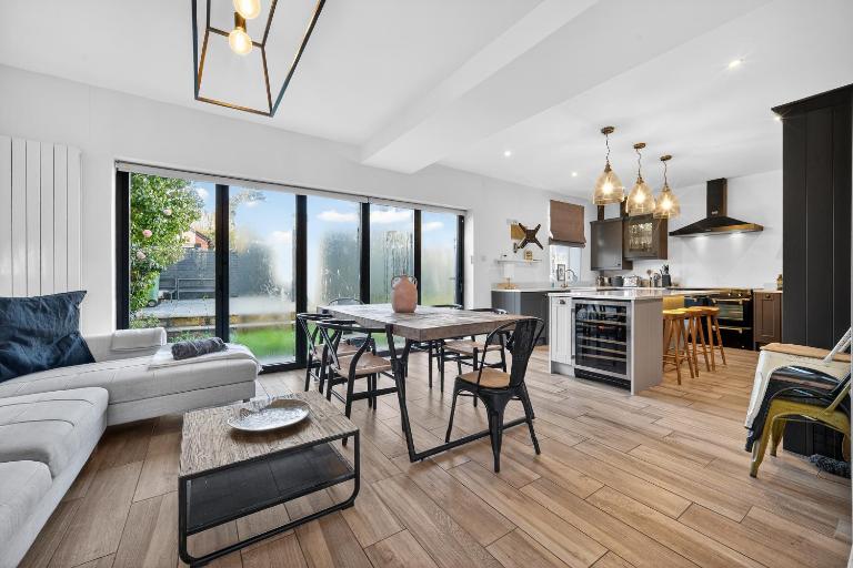 Luxury modern home in central Cardiff - B&B Cardiff