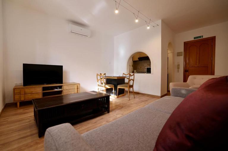 Modern 1BR Near Spinola Bay T4 - B&B St. Julian's