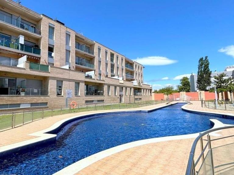Apartamento con Piscina y Jardín en Empuriabrava, cerca de la Playa - HISP-312-78 - B&B Empuriabrava