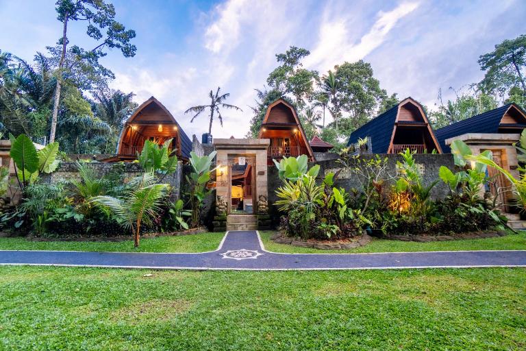 Jungle Forest Villa Ubud by The Travel Ubud Bali - B&B Ubud