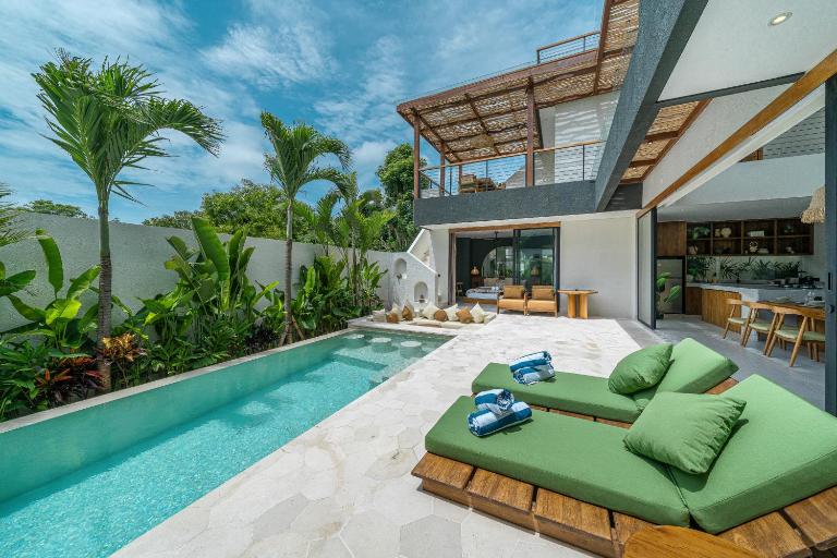Kusa Villas - 3BR with Rooftop, BBQ & Sunset Views - B&B Uluwatu