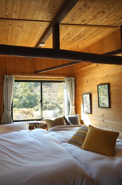 Sakura House 高知駅から車で20分-豊かな自然を味わう山の隠れ家 - B&B Kochi