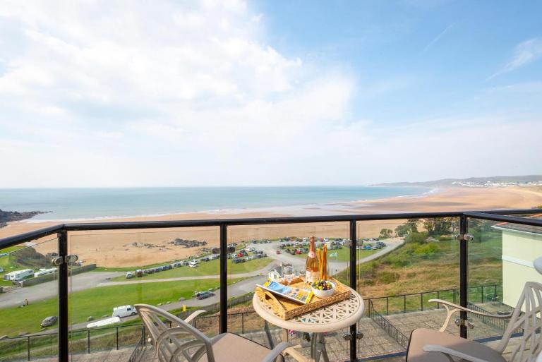 1 Bed in Clifton Court oc-fl30 - Ferienwohnung Croyde