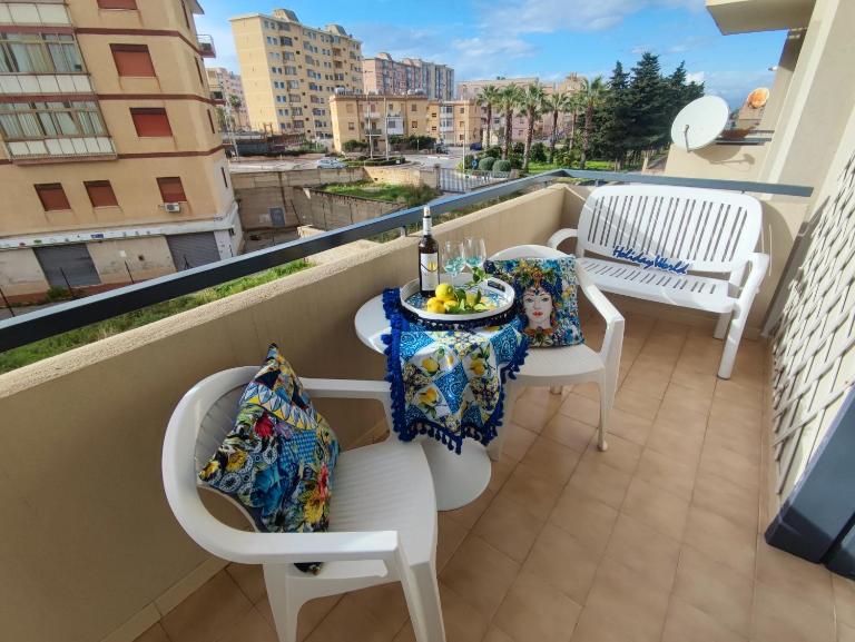 Mar de Mar by Holiday World - B&B Casa Santa