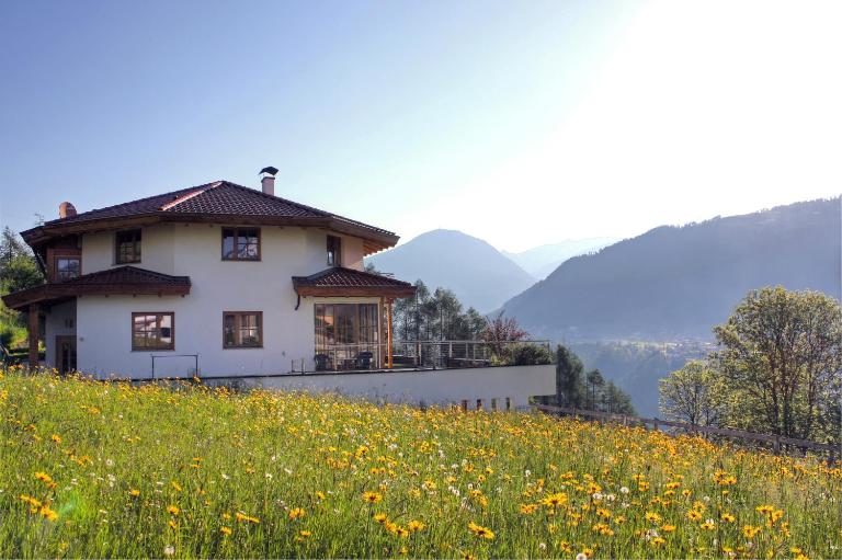 Haus Nikola - Ferienwohnung Telfes im Stubai