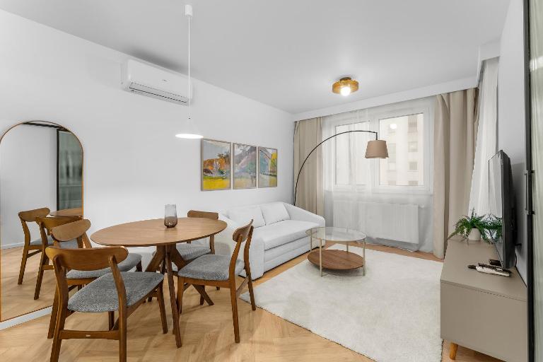 Prokocim Superior Apartment by BookingHost - B&B Krakow