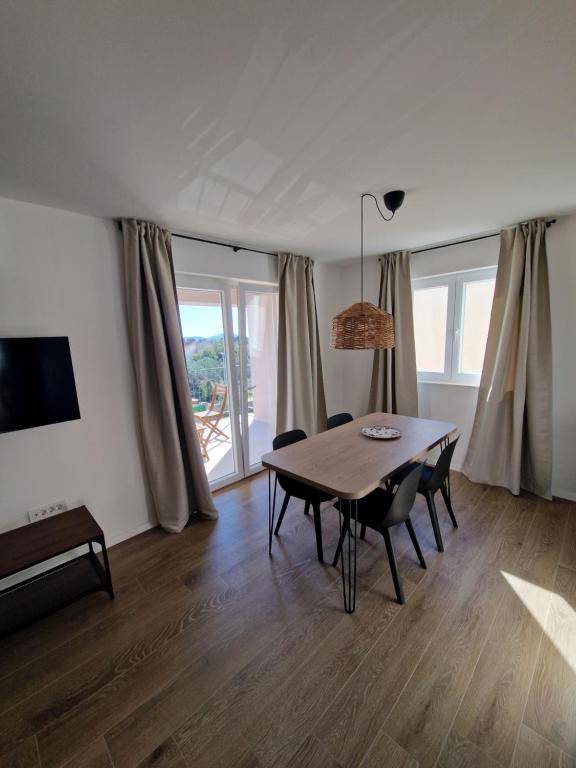 Apartmani Tribunj Cvitan - B&B Tribunj