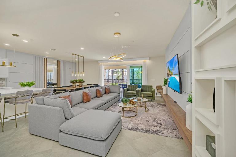 Large Luxury Retreat With Game Room In Windsor Cay - Chambres d'hôtes Orlando