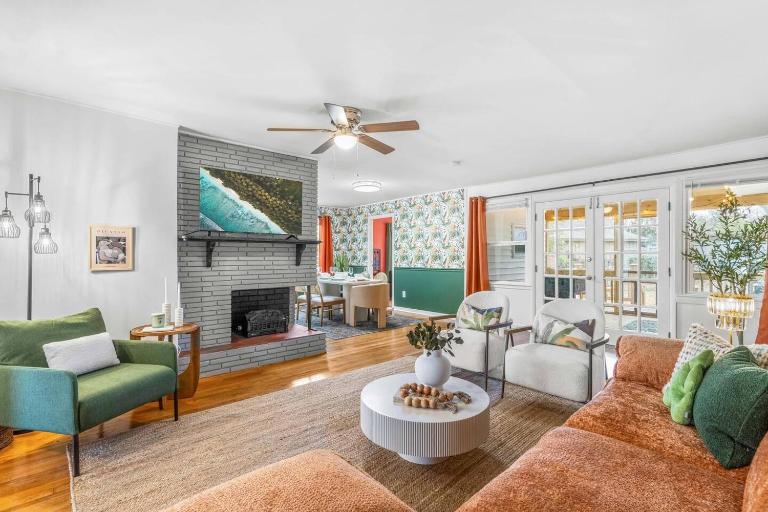 Raleigh's Most Wanted - Relax, Games, & Cozy Comfort - Chambres d'hôtes Raleigh