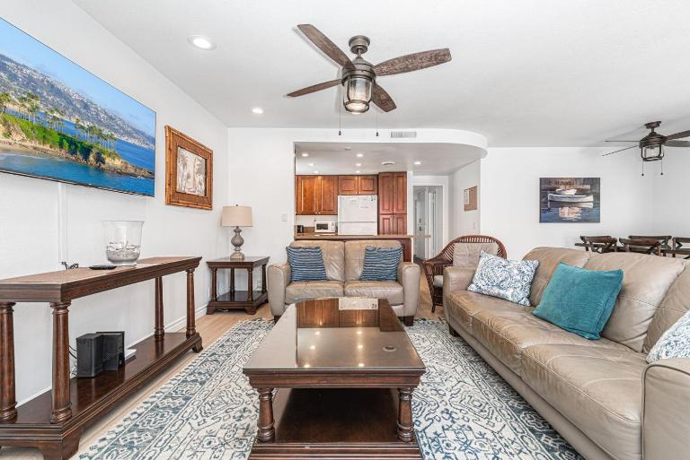 3Br Coastal Home W Large Oceanview Patio, Steps To Sand By Beachview Rentals - B&B Newport Beach