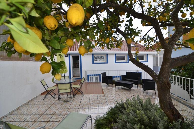 Setubal Courtyard Houses - PAINTERS HOUSE - B&B Setúbal