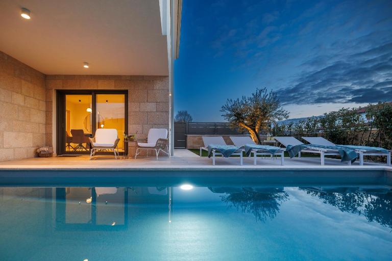 New 2026 Casa MARE Malinska with private heated pool - Ferienwohnung Malinska