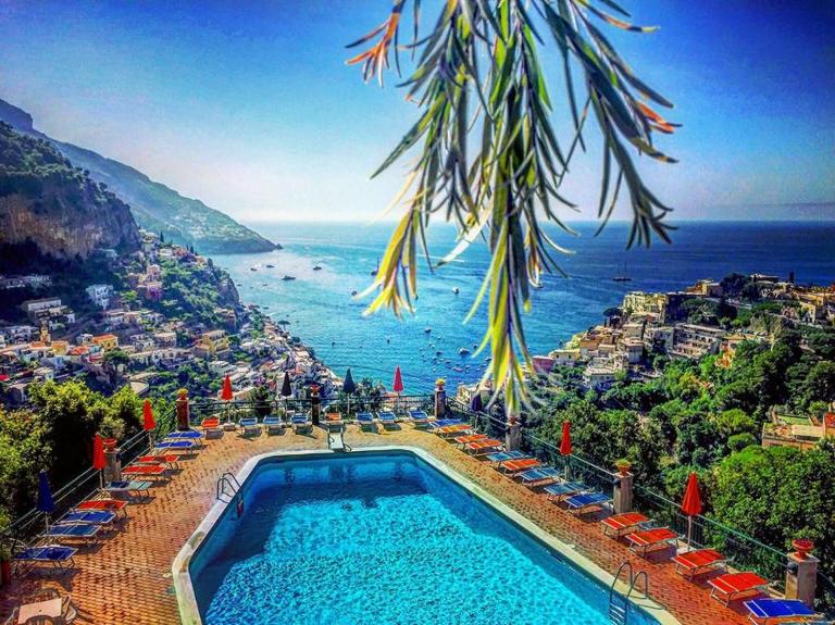 CasaMia Positano - sea view and private outdoor hot tub - B&B Positano