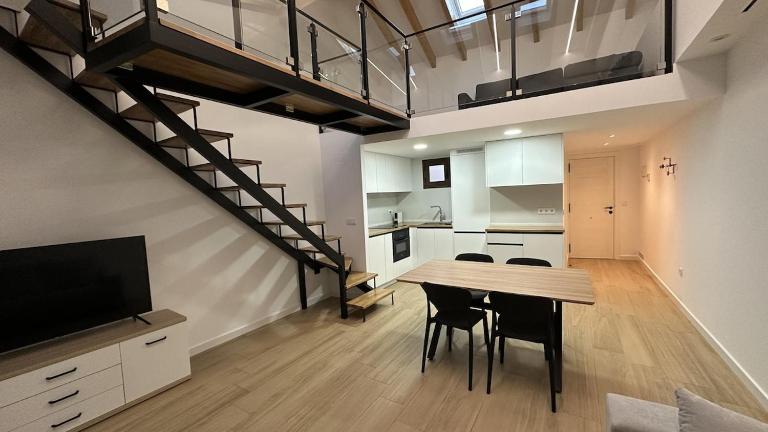 GRAV19, Beautiful restored duplex near to the beach - B&B Villajoyosa